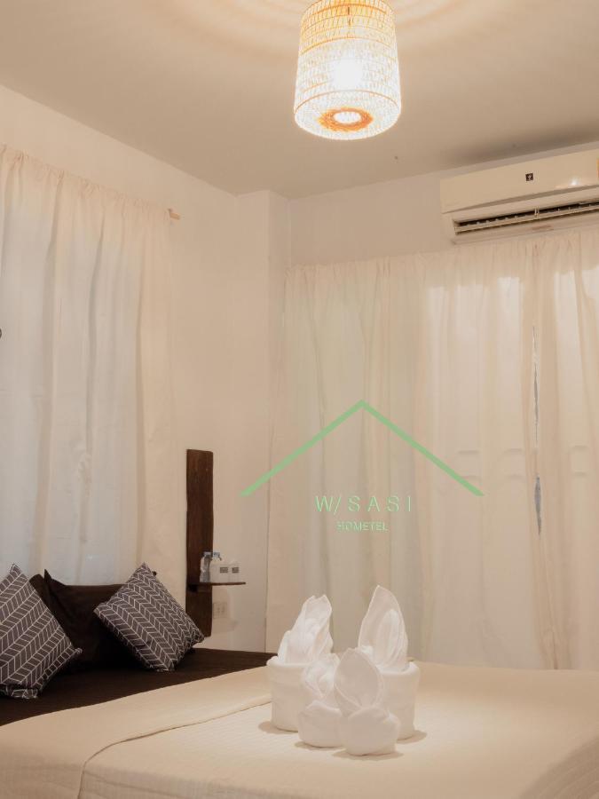 W/Sasi Hometel วิษศศิโฮมเทล นครพนม Buitenkant foto